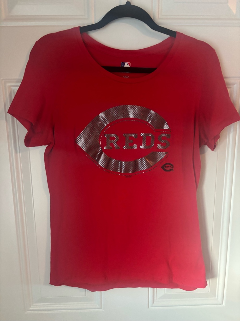 Genuine Merchandise Red Women's Reds Logo Tee